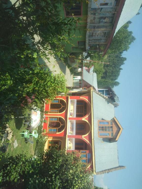 Wani Guest House 古尔马尔格 外观 照片